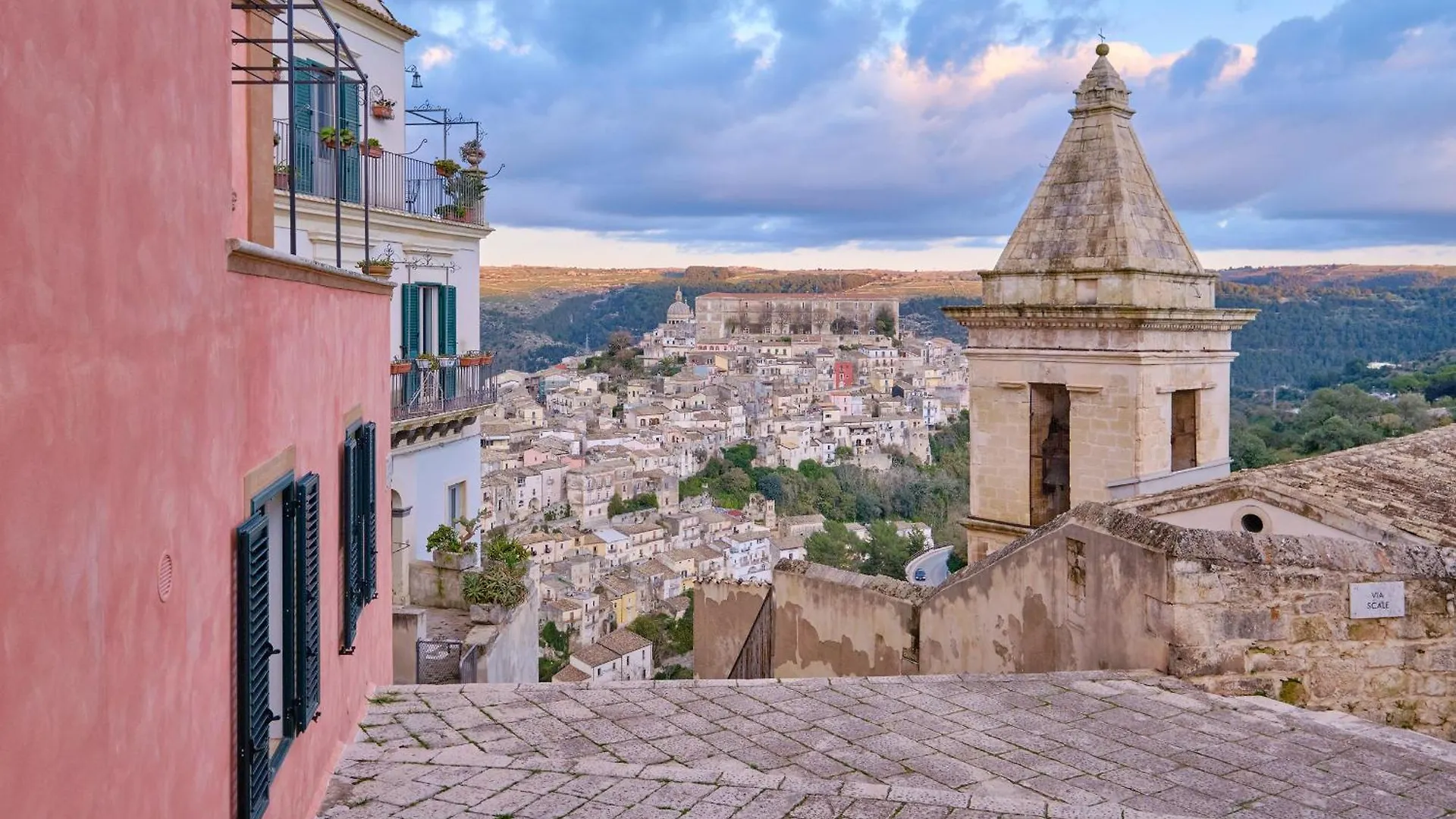 Casa Rosa Apartment Ragusa Italy